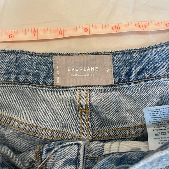 Everlane Cheeky Long Short 29 - Picture 5 of 7